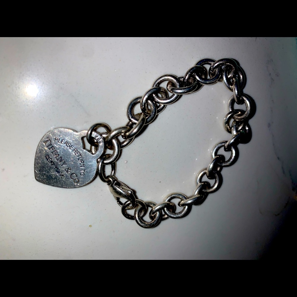 Tiffany & Co Classic heart tag “Return to Tiffany’s” chain bracelet